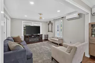182 School St, Oyster Bay, NY 11771 - Photo 13