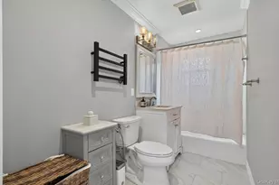 182 School St, Oyster Bay, NY 11771 - Photo 29