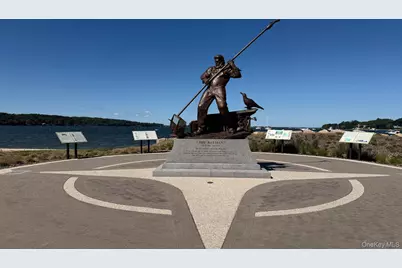 182 School Street, Oyster Bay, NY 11771 - Photo 41