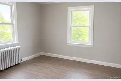 182 School Street, Oyster Bay, NY 11771 - Photo 31