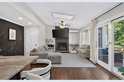 182 School Street, Oyster Bay, NY 11771 - Photo 23