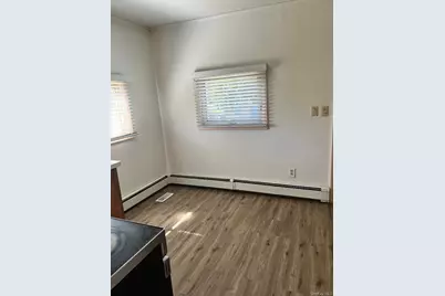 27 E Dorsey Lane, Poughkeepsie, NY 12601 - Photo 19