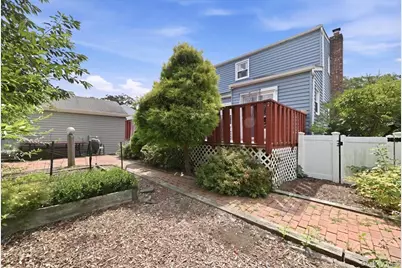 37 Cherry Street, Massapequa, NY 11758 - Photo 29