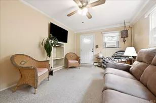 37 Cherry St, Massapequa, NY 11758 - Photo 5