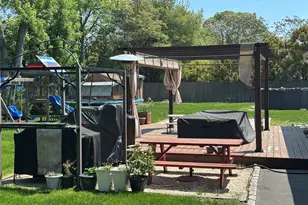 161 Hawkins Rd, Centereach, NY 11720 - Photo 19