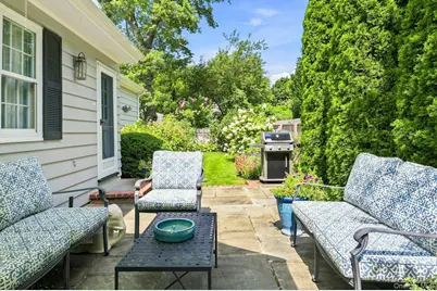 18 Matinecock Lane, Locust Valley, NY 11560 - Photo 39