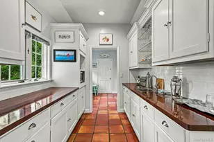 18 Matinecock Ln, Locust Valley, NY 11560 - Photo 19