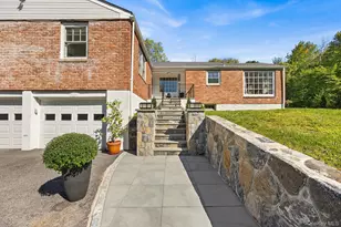 14 Lake Rd, Katonah, NY 10536 - Photo 5