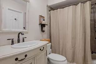 24 Sylvan Ln, Miller Place, NY 11764 - Photo 19
