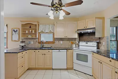24 Sylvan Lane, Miller Place, NY 11764 - Photo 17