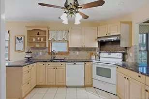 24 Sylvan Ln, Miller Place, NY 11764 - Photo 17