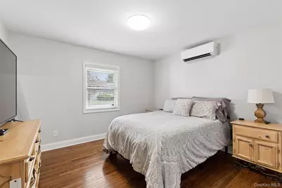 24 Essen Place, Bethpage, NY 11714 - Photo 11