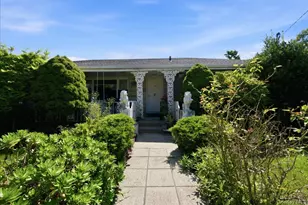 18 E 25th St, Huntington Station, NY 11746 - Photo 37