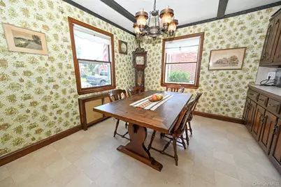 117 Euston Road S, West Hempstead, NY 11552 - Photo 9