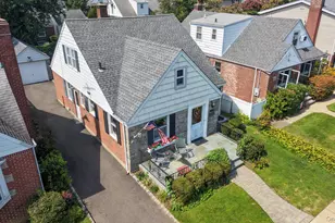 117 Euston Rd S, West Hempstead, NY 11552 - Photo 27