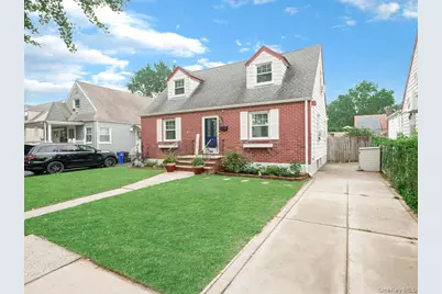 82-18 266th Street, Glen Oaks, NY 11004 - Photo 21