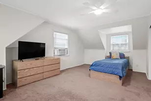 82-18 266th St, Glen Oaks, NY 11004 - Photo 9