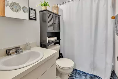 1045 Park Avenue, Huntington, NY 11743 - Photo 9