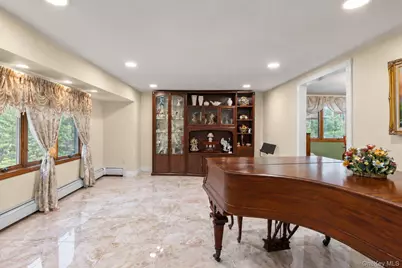 138 Main Avenue, Lake Grove, NY 11755 - Photo 7