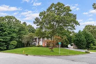 138 Main Ave, Lake Grove, NY 11755 - Photo 3