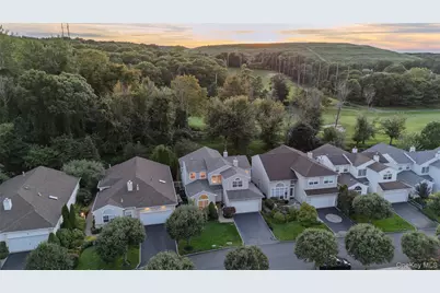 32 Hamlet Drive, Hauppauge, NY 11788 - Photo 39