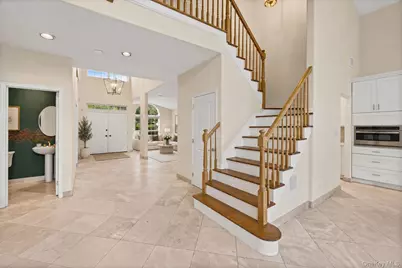 32 Hamlet Drive, Hauppauge, NY 11788 - Photo 11