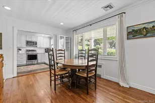 11 Portland Pl, Cold Spring Harbor, NY 11724 - Photo 13