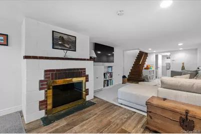 11 Portland Place, Cold Spring Harbor, NY 11724 - Photo 23