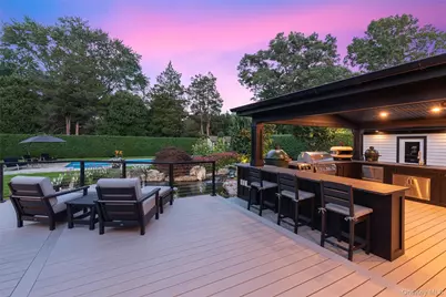 7 King Arthurs Court, Saint James, NY 11780 - Photo 49