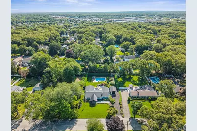 7 King Arthurs Court, Saint James, NY 11780 - Photo 41