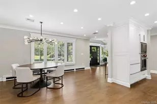 7 King Arthurs Ct, Saint James, NY 11780 - Photo 11