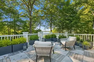 31 Thompson Ln, Saint James, NY 11780 - Photo 3
