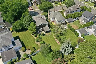 15 May Ct, Rockville Centre, NY 11570 - Photo 27
