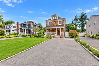52 Lee Avenue, Patchogue, NY 11772 - Photo 1