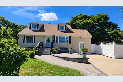 336 Jayne Boulevard, Port Jefferson Station, NY 11776 - Photo 1