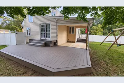 336 Jayne Boulevard, Port Jefferson Station, NY 11776 - Photo 5