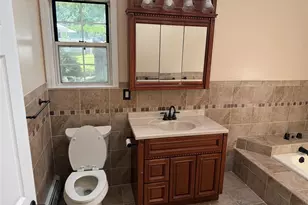 4 Thunderbird Ct, Shoreham, NY 11786 - Photo 11