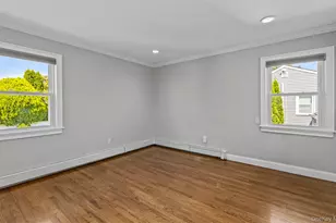 392 Philadelphia Ave, Massapequa Park, NY 11762 - Photo 17