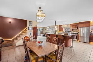 547 Sunnybrook Dr, Oceanside, NY 11572 - Photo 3