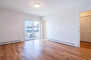 24 Pennyfield Ave, Bronx, NY 10465 - Photo 11