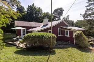 16 Garden Dr, Stony Brook, NY 11790 - Photo 3