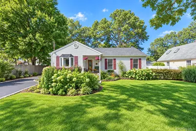 115 Colin Drive, Shirley, NY 11967 - Photo 3