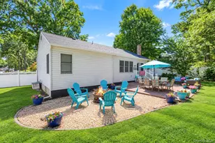 115 Colin Dr, Shirley, NY 11967 - Photo 9