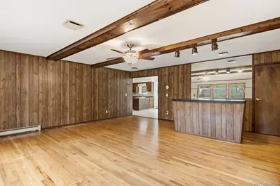 18 White Deer Court, Huntington, NY 11743 - Photo 13