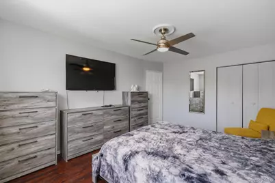 1018 Throggmorton Avenue, Bronx, NY 10465 - Photo 29