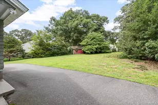 309 Church Ln, Aquebogue, NY 11931 - Photo 31