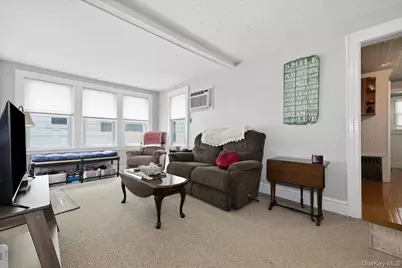 1090 Webber Avenue, West Hempstead, NY 11550 - Photo 17