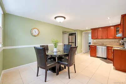 36 Deer Park Boulevard, Deer Park, NY 11729 - Photo 33