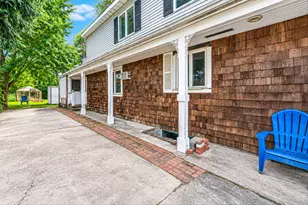 66 Norton St, Patchogue, NY 11772 - Photo 37
