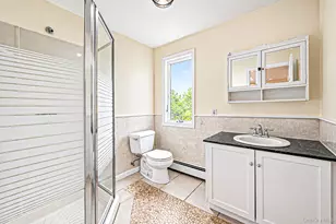 66 Norton St, Patchogue, NY 11772 - Photo 27